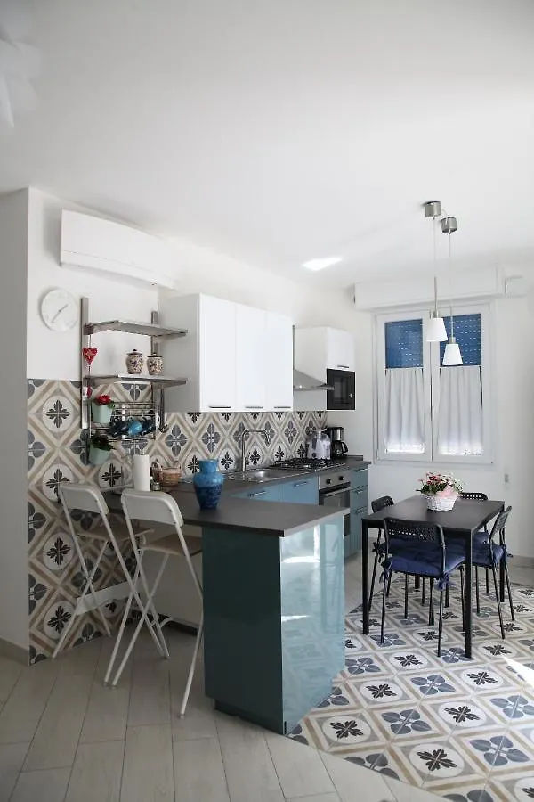 Villa Schiaffino Appartamento Al Primo Piano Deiva Marina Italy